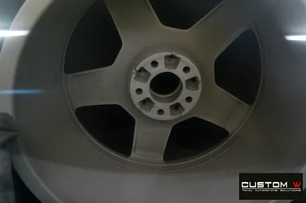 벤츠 W221 S500 기존 잘못된 휠수리 도색 이력 약품 박리 후 하이퍼 실버 휠도색 / 용인 처인구