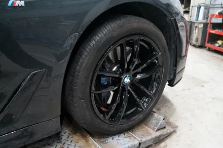 BMW 530i 18인치 휠수리 후 블랙유광 휠도색 / 용인 처인구