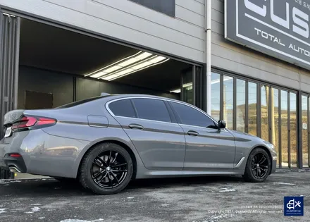단조로운 실버휠의 변신! BMW G30 520i 662M 블랙유광 휠도색 / 용인 처인구