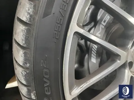 벤츠 C63AMG 하이그로시 블랙(검정 유광) 휠도색 + 레드 캘리퍼 도색 / 용인 처인구