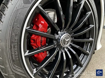 벤츠 GT43 AMG 잘못된 기존 도색 이력 박리후 블랙 실버 투톤 유광 휠도색 + 레드 캘리퍼 도색 / 용인 처인구