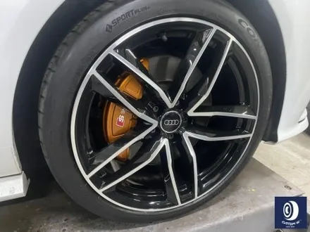 아우디 A7 50TFSI 20인치 다이아몬드 커팅 가공을 이용한 블랙 폴리시 커스텀 투톤 휠도색 + 심각한 부식 제거 후, 카본 세라믹 골드(오렌지 골드) 캘리퍼 도색 작업까지_! / 용인 처인구