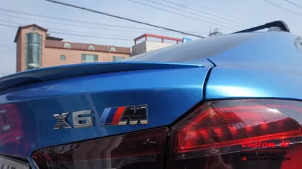 커스텀W를 찾아온 헤비급이지만 M! BMW X6M 차량의 블랙유광 휠도색. / 용인 처인구