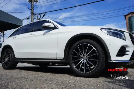 휠에 깊은 상처가 난 GLC250D 다이아몬드컷팅 휠수리와 GLC에 핫한 레트로핏 아이템(부메스터3D전동트위터,에어발란스패키지) / 용인 처인구