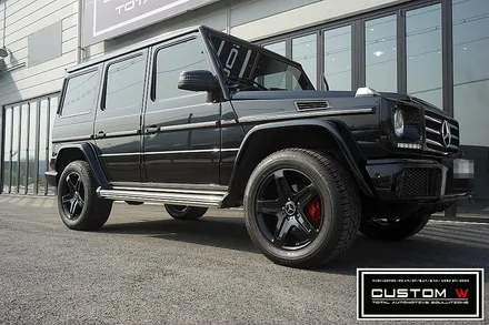 벤츠 G350 G바겐 단단한 차량의 컨셉에 맞는 블랙유광 휠도색, 레드 캘리퍼도색. / 용인 처인구