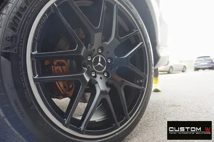 벤츠 GLE63AMG 맷블랙과 실버 투톤 휠도색.커스텀W / 용인 처인구