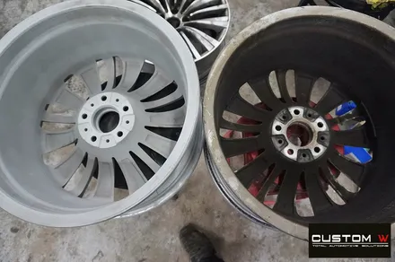BMW 5GT 휠 상처 수리 후 블랙유광 휠도색 + 블루 캘리퍼 도색 / 용인 처인구