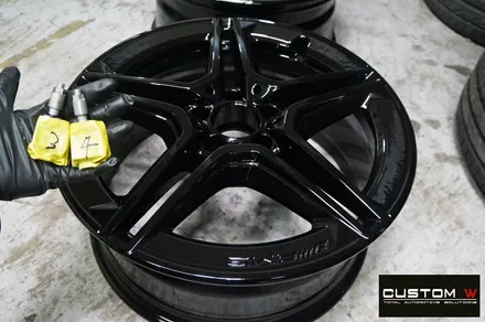 벤츠 GLC300e 휠 상처 수리 후 블랙유광 휠도색 + 레드 캘리퍼 도색 / 용인 처인구