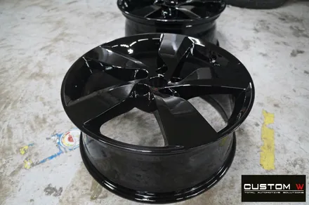 재규어 E페이스(E-PACE) 휠 상처 수리 후 블랙유광 휠도색 / 용인 처인구