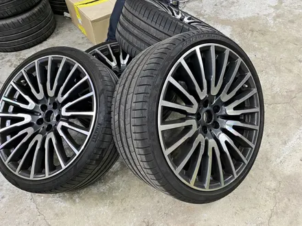 BMW G11 730d 휠 수리 불량 재작업 약품 박리 후 고스트 크롬 휠도색 + 블랙 캘리퍼 도색 / 용인 처인구