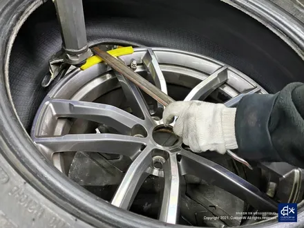 BMW G30 520d 662M 휠수리 후 블랙유광 휠도색 / 용인 처인구