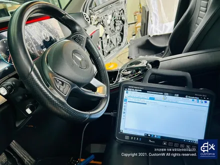 벤츠 W213 E220D 순정 어라운드뷰 360카메라, 와이드콕핏, 멀티빔라이트 설치. / 용인 처인구