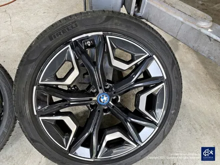 BMW iX50 휠수리 후 블랙유광 휠도색 / 용인 처인구