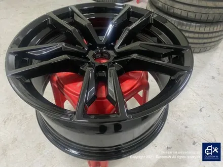 BMW 24년 신형 Z4 (G29) S DRIVE 20i 블랙 유광 휠도색 그리고 레드 캘리퍼 도색 작업으로 완벽한 컬러 밸런스_! / 용인 처인구
