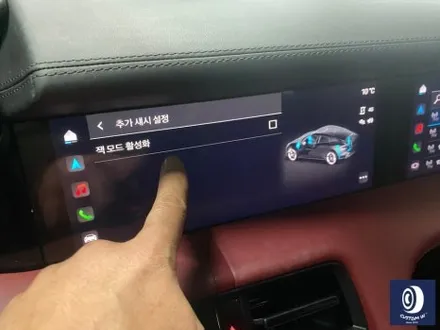 포르쉐 타이칸 GTS 심하게 손상된 휠 상처 수리 후, 정품 제트 블랙 메탈릭 컬러 복원 도색 + 타이어 코드 절상 신품 타이어 교체 작업까지_! / 용인 처인구