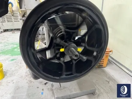 람보르기니 우라칸 LP610 조수석 앞 휠 상처 수리 후, 하이그로시 블랙 휠 복원 도색 / 용인 처인구