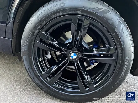 이런 상태의 캘리퍼도 살려냅니다! BMW F15 X5 30d 휠수리 후 블랙유광 휠도색 + 블루 캘리퍼 도색 및 허브 방청 / 용인 처인구