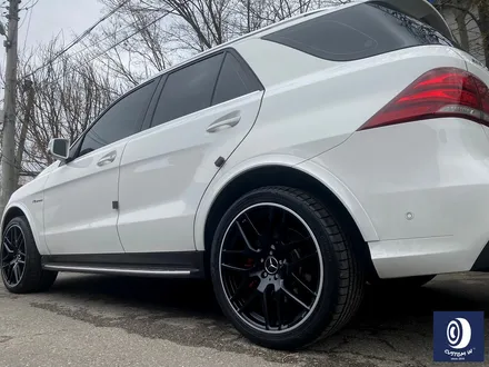 벤츠 GLE63 AMG 휠 도색 불량 재작업 약품 박리 제거 후, 사틴 블랙 + 실버 투톤 휠도색 + 레드 캘리퍼 도색 / 용인 처인구