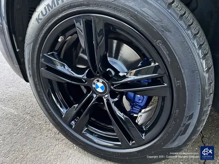 이런 상태의 캘리퍼도 살려냅니다! BMW F15 X5 30d 휠수리 후 블랙유광 휠도색 + 블루 캘리퍼 도색 및 허브 방청 / 용인 처인구