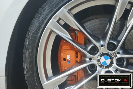 BMW 6시리즈 휠 상처수리후 고스트크롬 휠도색 M퍼포먼스 오렌지컬러 캘리퍼도색. / 용인 처인구