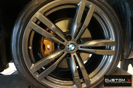 재방문 주신 고객. BMW G12 740LI 휠 상처 수리 후, 건메탈 휠복원 도색. / 용인 처인구