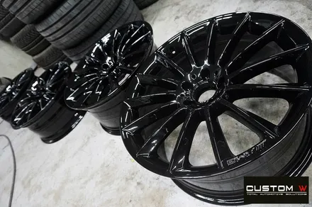 벤츠 CLS450 20인치 마차휠 상처 수리 후 블랙유광 휠도색 + 카본 세라믹 골드 캘리퍼 도색 / 용인 처인구