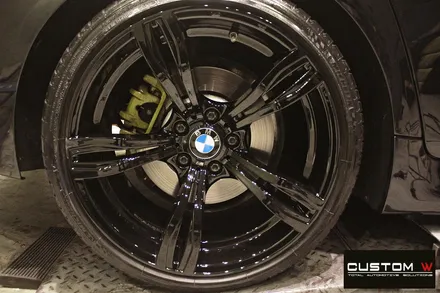 BMW F10 530d M5 st 20인치 휠 상처 수리 후 블랙유광 휠도색 / 용인 처인구