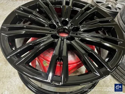 부식도 제거하고...BMW G20 320i 휠수리 후 블랙유광 휠도색 + 블루 캘리퍼 도색 / 용인 처인구