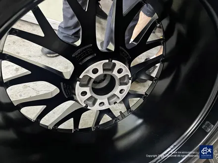 포르쉐 마칸 GTS 휠수리 후 젯블랙 휠도색 / 용인 처인구