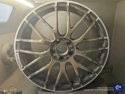 벤츠 C63 AMG 쿠페 휠수리 후 무광블랙 휠도색 + 레드 캘리퍼 도색 / 용인 처인구