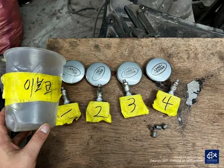 랜드로버 레인지로버 이보크 휠수리 후 블랙유광 휠도색 / 용인 처인구