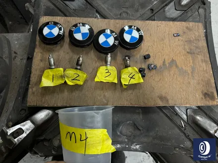 휠 수리 도색 불량 / BMW M4 763M 타 업체 잘못된 휠도색 약품 박리 / 페인트 제거 후, 사틴 블랙 휠 도색 재작업 + 카본 세라믹 골드 캘리퍼 도색 / 용인 처인구