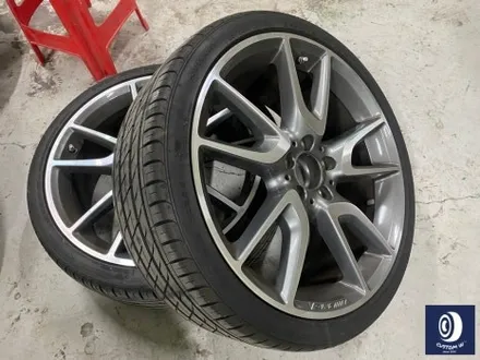 벤츠 W213 E43 AMG 휠 상처 수리 후 사틴 블랙 (무광 검정 / 매트 블랙) 휠 복원 도색 + 카본 세라믹 골드 캘리퍼 도색 / 용인 처인구