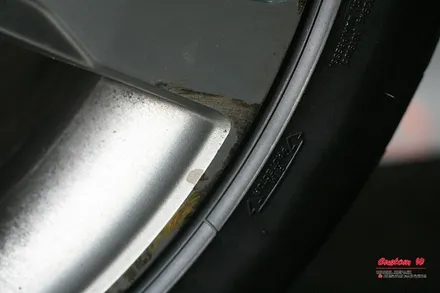 제대로 된 휠복원 받기 위해 찾아 온 벤츠 S500 다이아몬드컷팅 휠수리 / 용인 처인구
