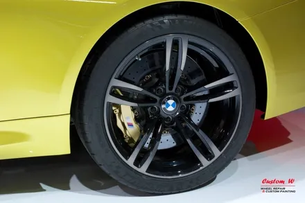 BMW X3 M팩 휠을 다이아몬드컷팅 휠수리와 블랙클리어를 활용해서 M4 블랙폴리쉬 휠 처럼 만들다. / 용인 처인구