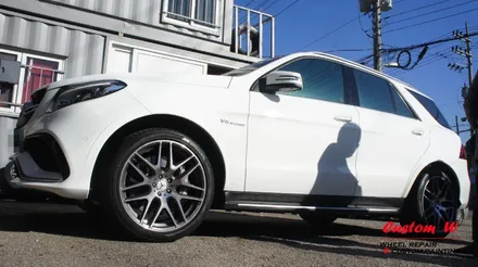 벤츠 AMG 라면 스포티한 블랙 휠과 레드 캘리퍼 조합을! 벤츠 GLE 63 AMG 블랙유광 휠도색, 레드 캘리퍼도색 작업기. / 용인 처인구