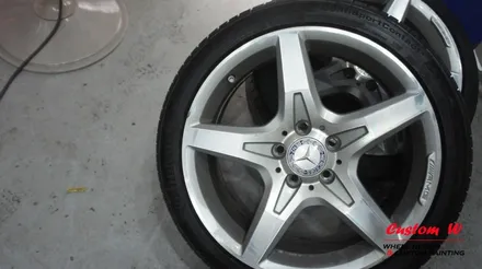 벤츠 SLK 350의 휠 상처수리 후 고스트크롬 휠도색 + AMG 레드 캘리퍼도색. / 용인 처인구