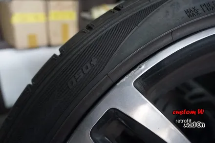 BMW M4 437M휠 상처수리 후 블랙유광 휠도색 + 레드 캘리퍼도색. / 용인 처인구