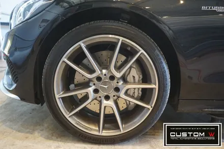 벤츠 C43AMG 맷블랙 휠도색 + 레드 AMG 캘리퍼도색. / 용인 처인구