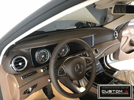 메르세데스 벤츠 W213 E클래스 E200 와이드콕핏 LCD 계기반 장착, 부메스터 트위터 장착. / 용인 처인구