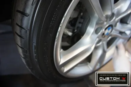 BMW F30 330i 휠 상처수리 후 블랙유광 휠도색. / 용인 처인구
