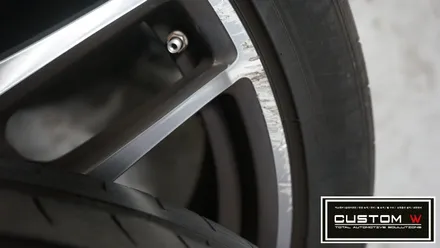 벤츠 GLE 63 AMG 맷블랙,실버 투톤 휠도색. / 용인 처인구