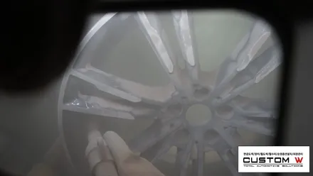 BMW F90 신형 M5 올블랙의 느낌을 위한 블랙유광 휠도색. / 용인 처인구