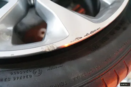 X6 30D 20인치 다이아몬드 컷팅 휠상처 수리후 복원작업. 수입차 BMW 휠수리 커스텀W.! / 용인 처인구