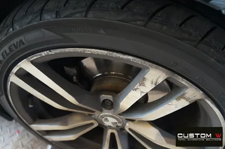 BMW 420D 쿠페 휠 상처 수리 후, 블랙유광 휠도색, 레드 캘리퍼 도색 / 용인 처인구