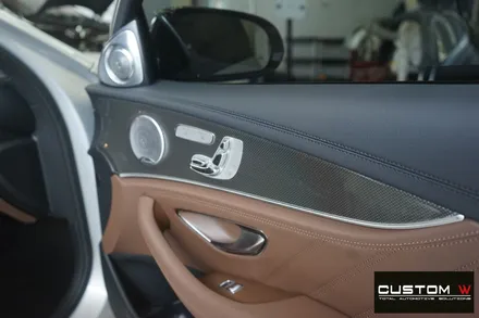 벤츠 W213 E53AMG 실내 트림 순정 카본 트림으로 교체. / 용인 처인구