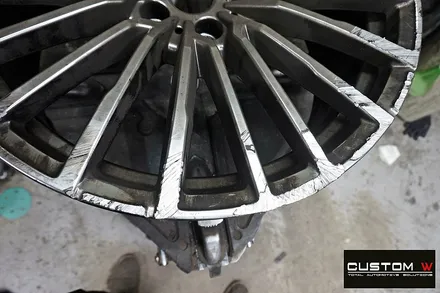 기존 작업한  BMW 740Li 엄청난 휠 상처, 2개 휠 수리 후 고스트크롬으로 다시 휠도색 / 용인 처인구