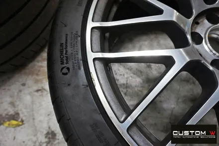 꾸준한 인기 벤츠 AMG GT  쿠페 무광 블랙 실버 투톤 휠 도색 / 용인 처인구