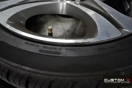 BMW 640d 휠 수리 후 블랙유광 휠 도색 + 레드 캘리퍼 도색 / 용인 처인구