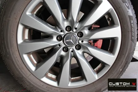 벤츠 GLC350e 휠 상처 수리 후 블랙유광 휠도색 + 카본 세라믹 골드 캘리퍼 도색 / 용인 처인구
